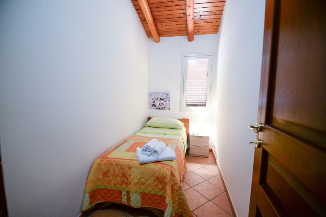 הוילה נוטו Casa Vacanza Passiflora מראה חיצוני תמונה